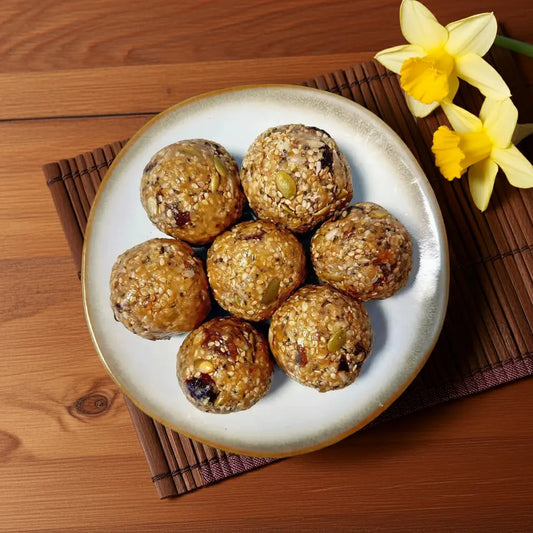 Seed and Fruit Balls Nourish Meal Delivery